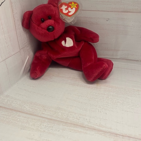 Valentina Rare Bennie baby and the 1999 signature bear - Picture 3 of 13